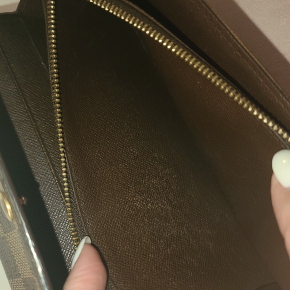 Louis Vuitton Damier Porte Feuille Sarah Long Bifold Wallet - Picture 6 of 14